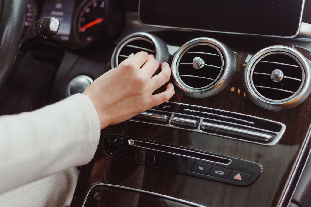 reparar el aire acondicionado del coche